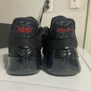 Kobe A.D. GS 'Triple Black'